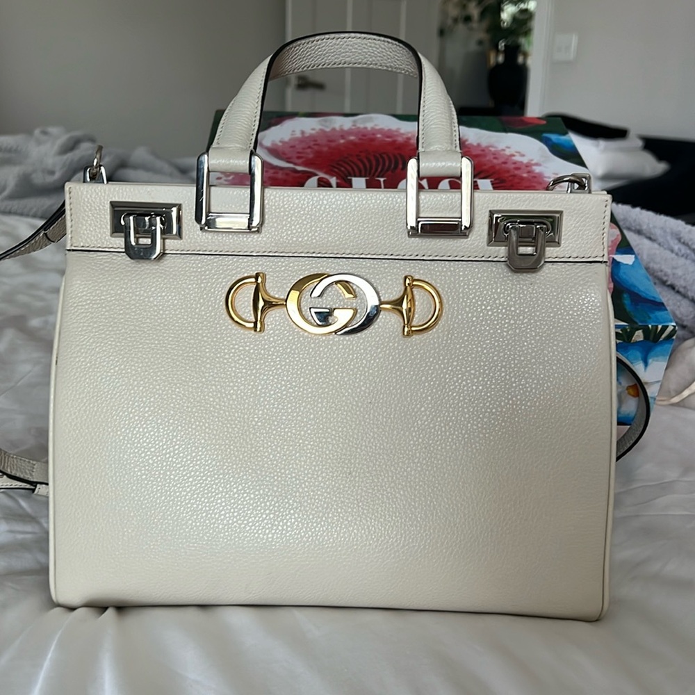 Grainy Calfskin Medium Zumi Top Handle Bag Mystic White